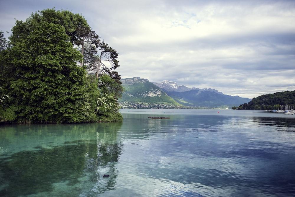 Greet Hotel Annecy Cran-Gevrier 外观 照片