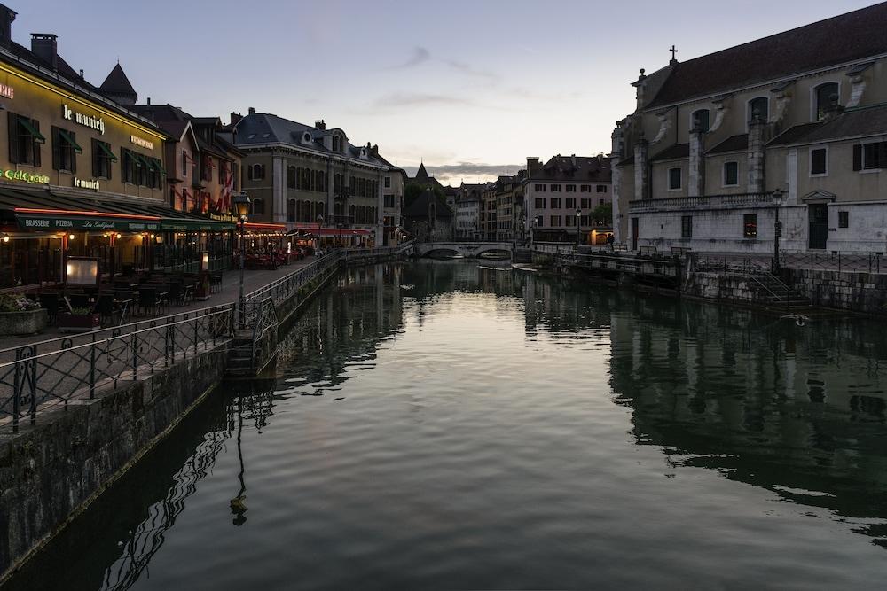 Greet Hotel Annecy Cran-Gevrier 外观 照片